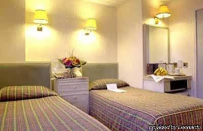 Hotel Eden Plaza Kensington